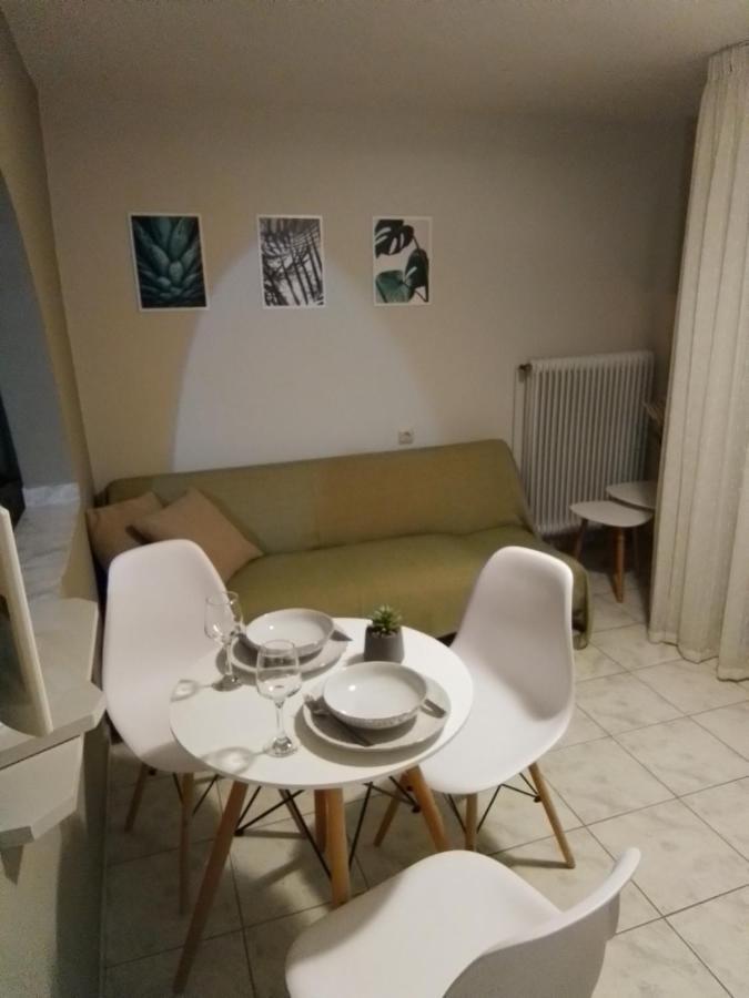 דירות לריסה George House מראה חיצוני תמונה