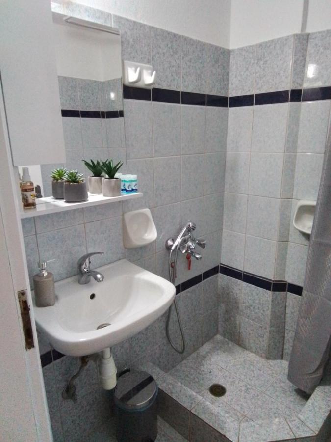 דירות לריסה George House מראה חיצוני תמונה