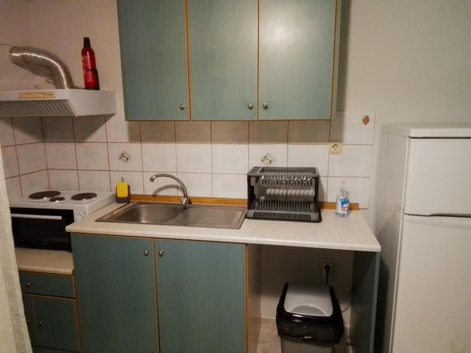 דירות לריסה George House מראה חיצוני תמונה
